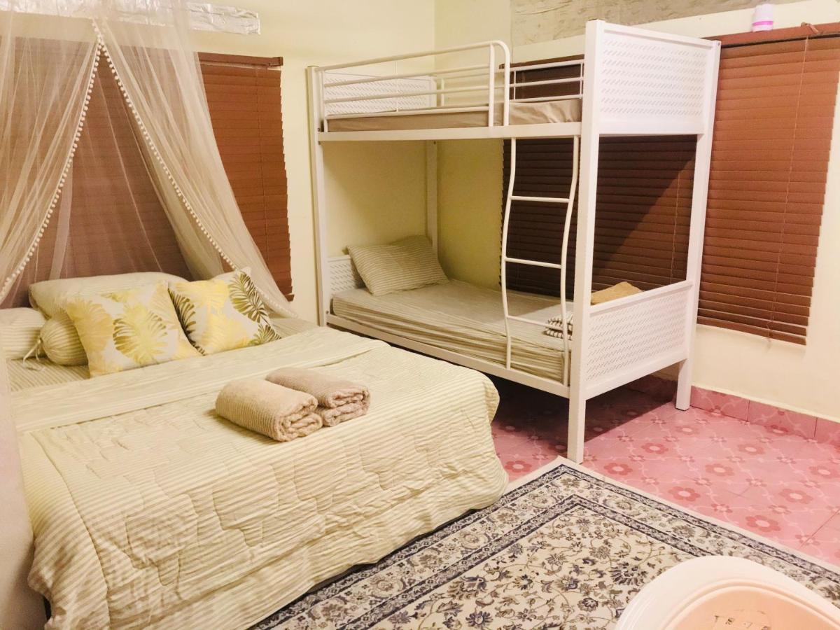 Dar Yasmine Motel Пантай-Сенанг Экстерьер фото